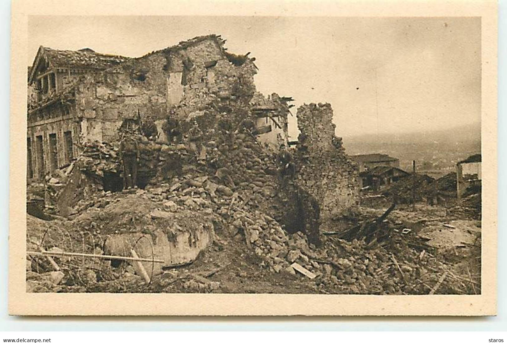 OVIEDO - El Magnifico Reducto De Casas Fuertes En Gloriosas Ruinas - Guerra Civil - Asturias (Oviedo)