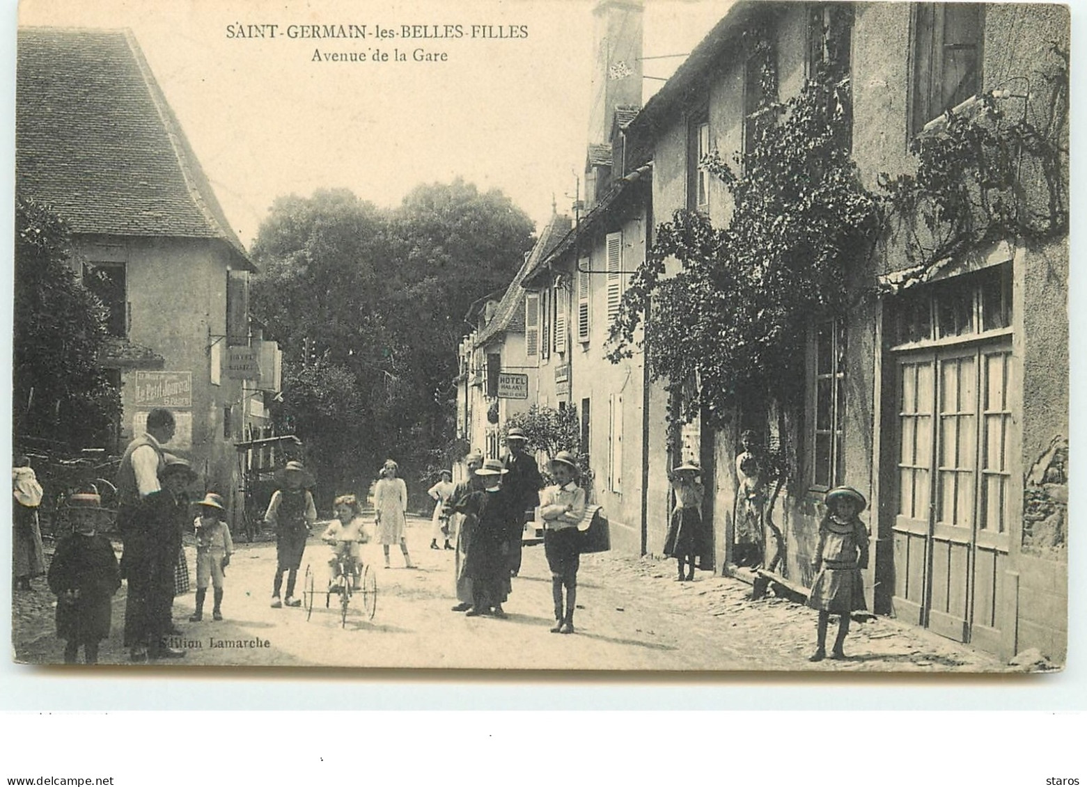 SAINT-GERMAIN-LES-BELLES-FILLES - Avenue De La Gare - Saint Germain Les Belles