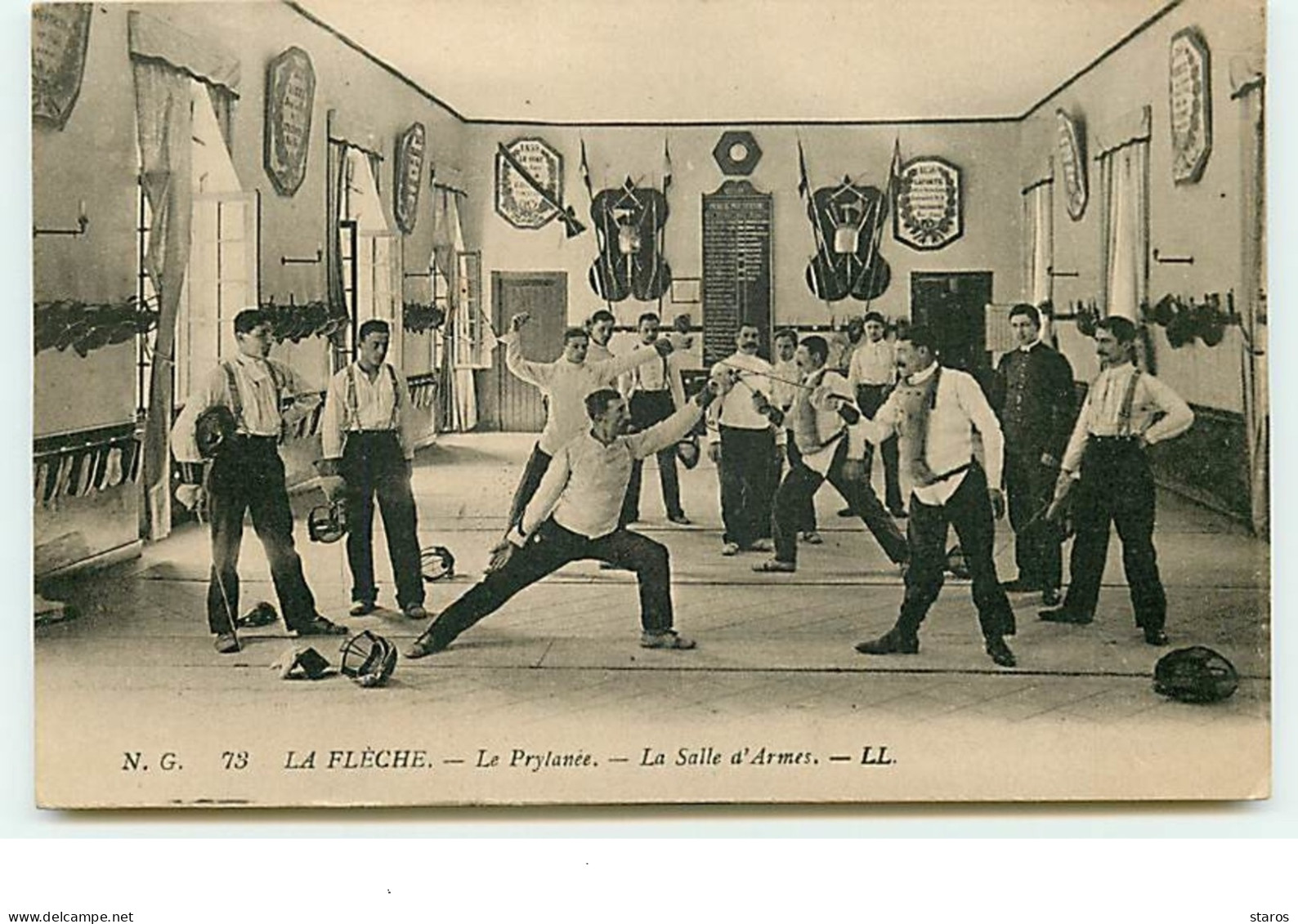 LA FLECHE - Le Prylanée - La Salle D'Armes - Fencing