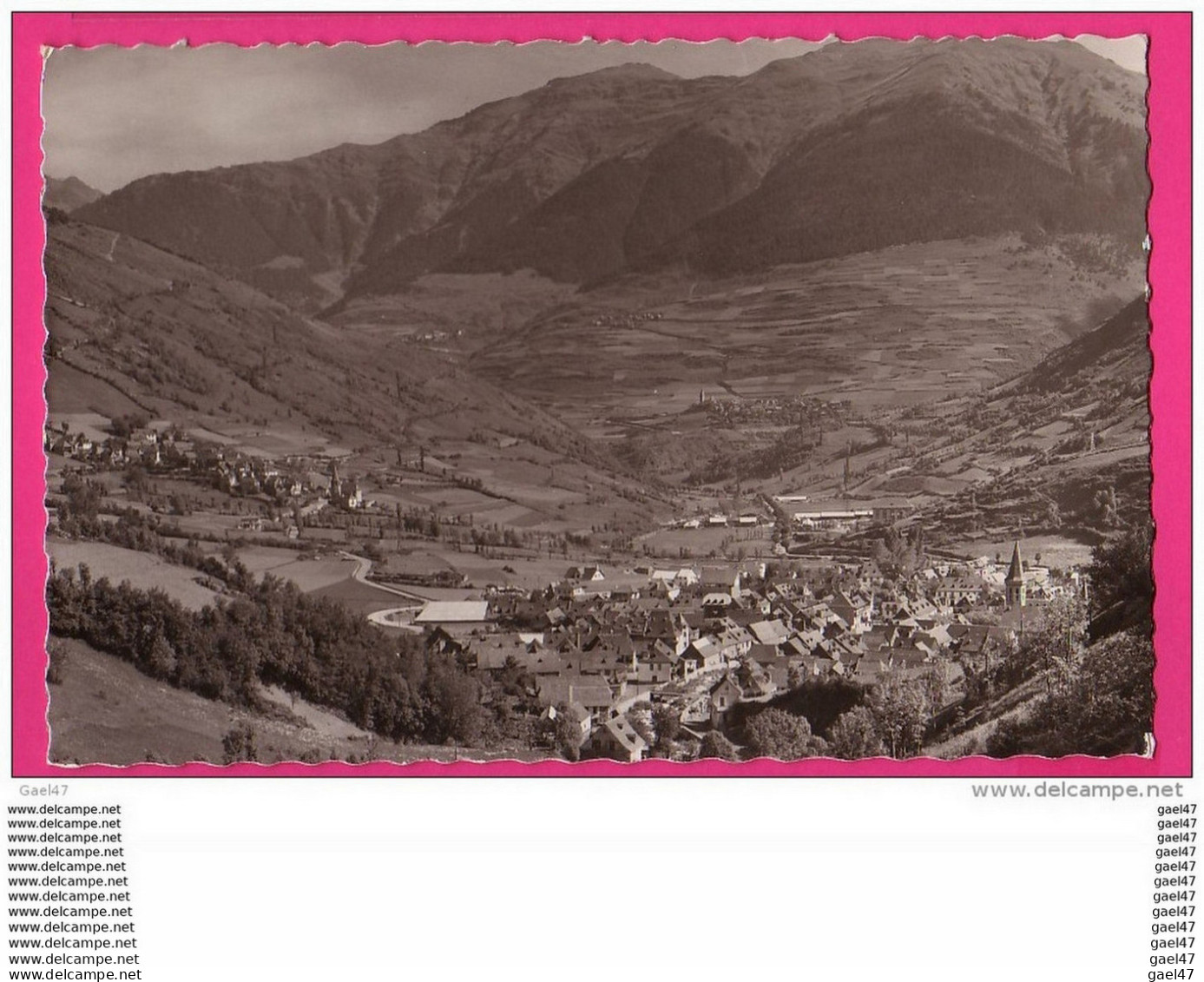 CPSM (RÉF : VV845) VALLE DE ARAN  GAUSACH (ESPAGNE) Vue Panoramique - Álava (Vitoria)