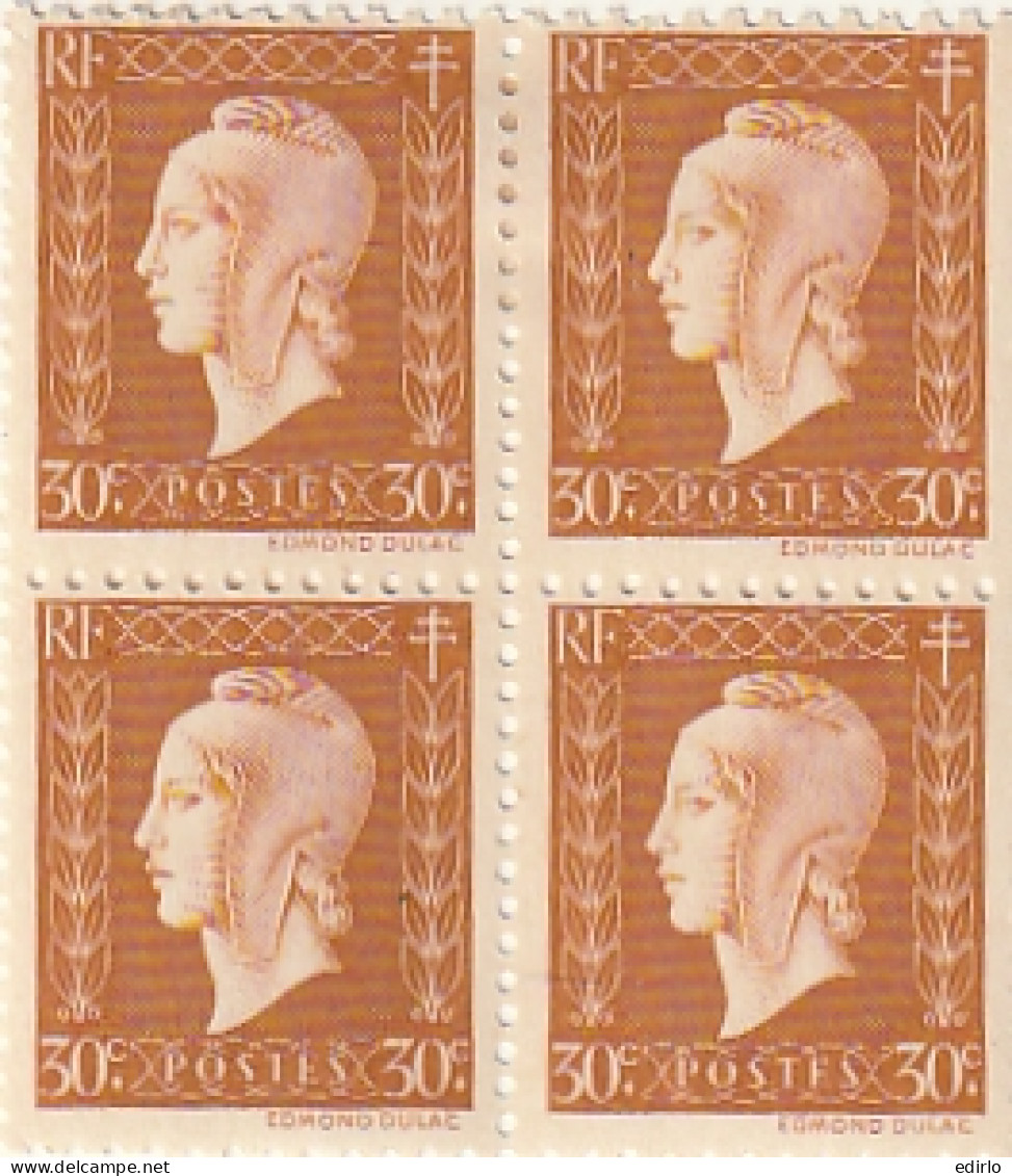 ///   FRANCE ///     Ensemble De Blocs De 4  Marianne De DULAC  Timbres * Et ** -----  Timbres Coupés Par Scan - 1944-45 Marianne Of Dulac