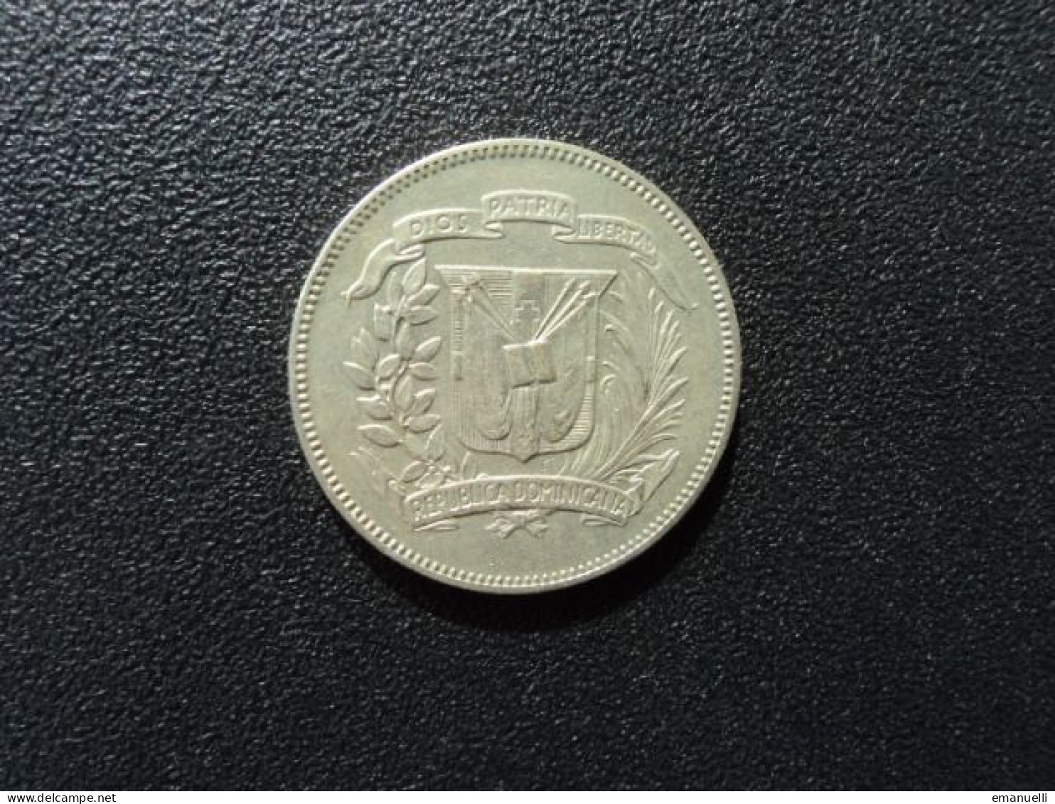 RÉPUBLIQUE DOMINICAINE * : 25 CENTAVOS   1974   KM 20a.2     SUP+/SUP  ** - Dominicaanse Republiek