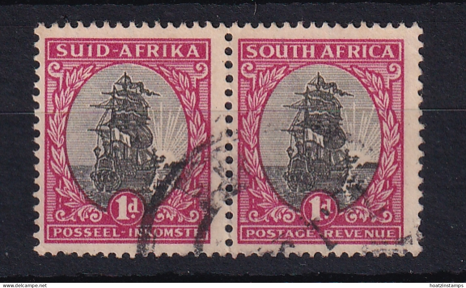 South Africa: 1951   Ship    SG135    1d    [reduced Frame]   Used Pair - Gebruikt