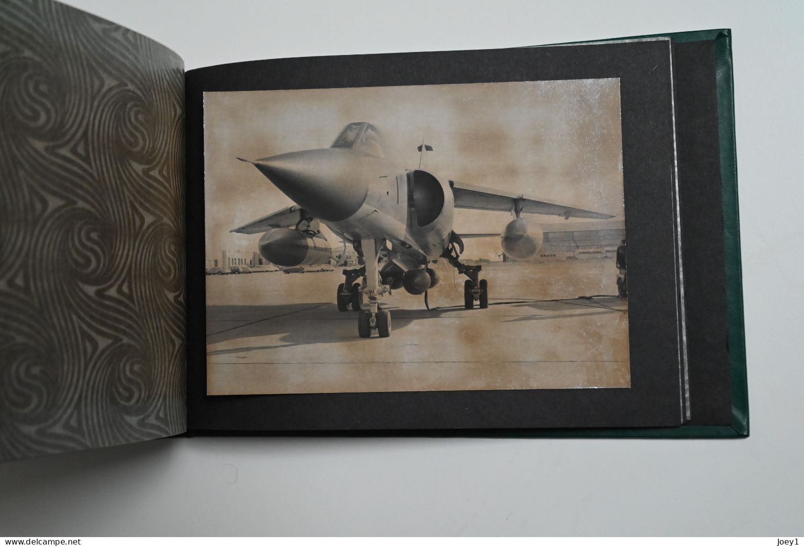 1 Album Dassault 16 photos Mirage F1,Istres en 1973,Mission Belge, format des photos 14/19