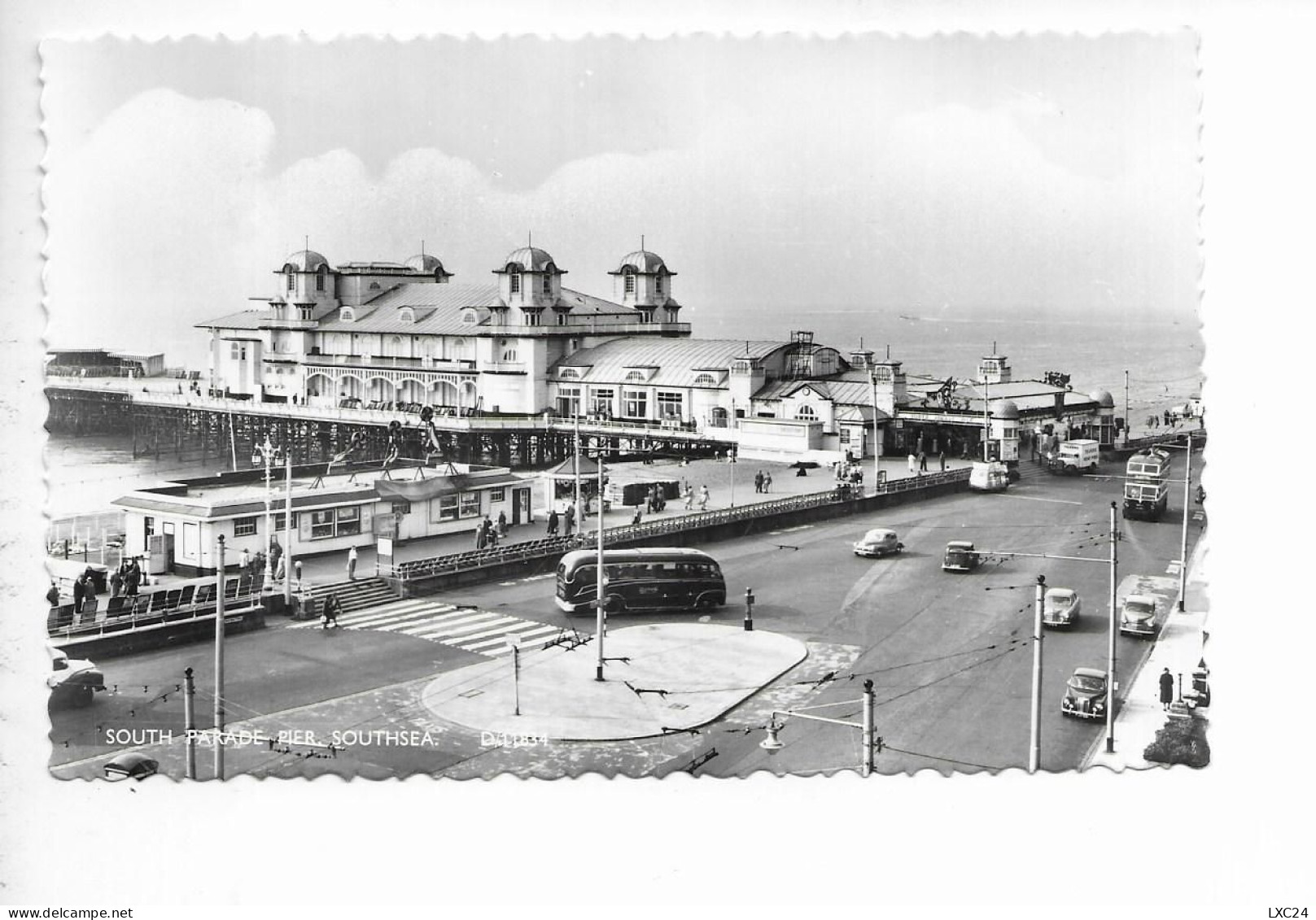 SOUTHSEA. SOUTH PARADE PIER. - Southsea