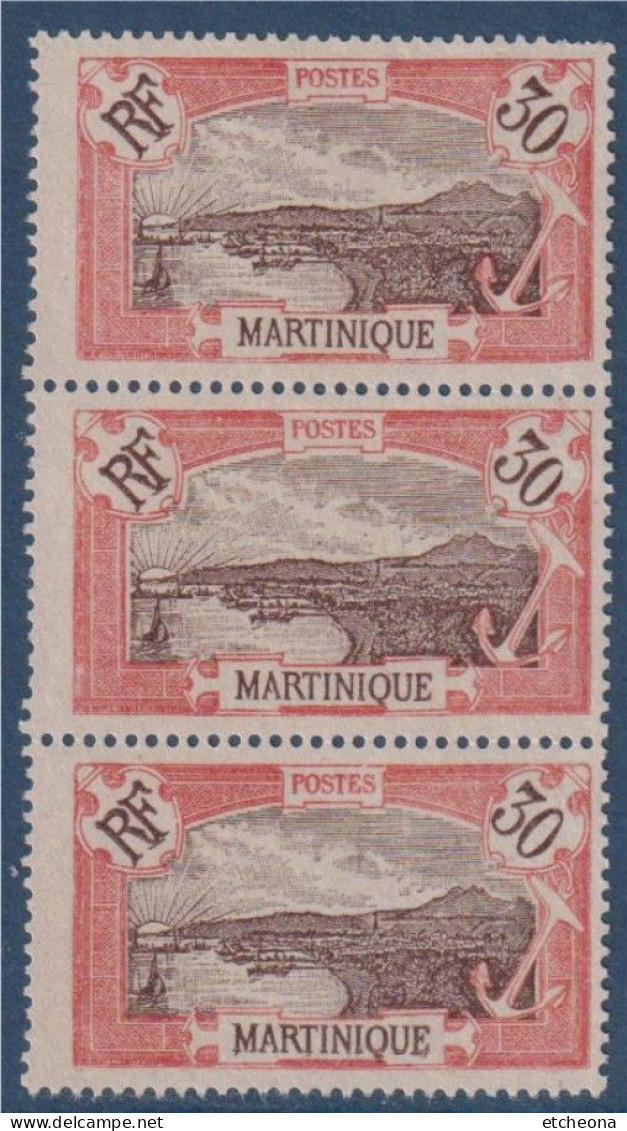 Bande Verticale De 3 Timbres Neufs Sans Gomme N°69 Rouge-orange 30c Vue De Fort De France - Neufs