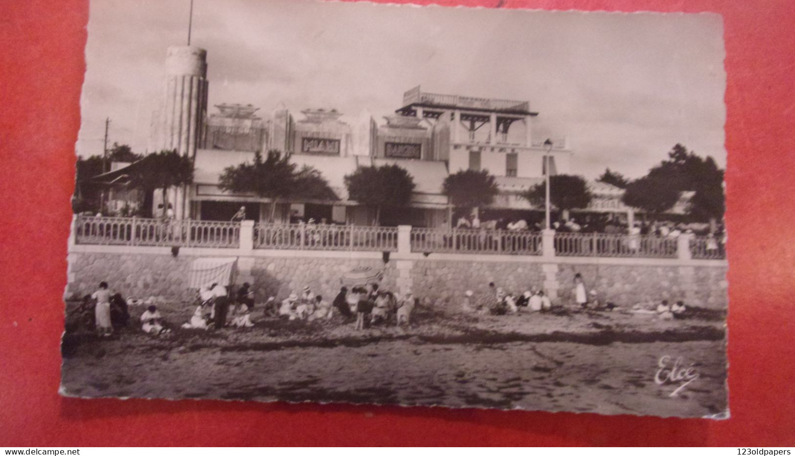 ANDERNOS GRAND CAFE SUR LA PLAGE - Andernos-les-Bains