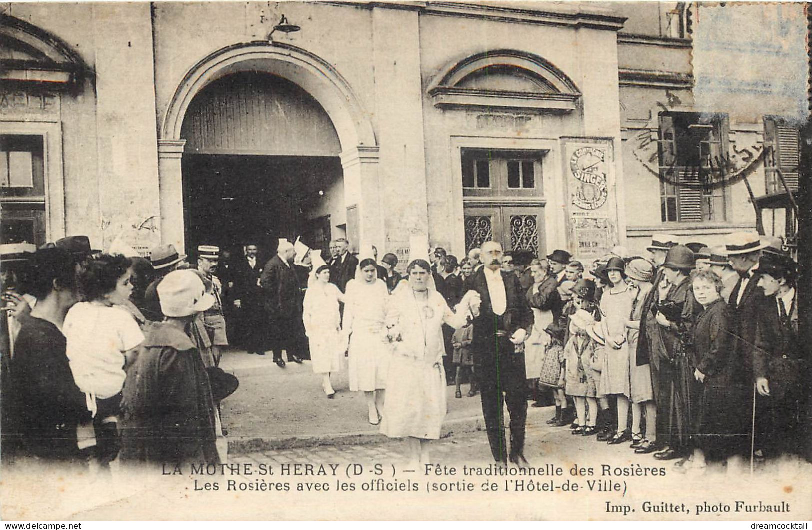 (20e) 79 LA MOTHE-SAINT-HERAYE. Fête Traditionnelle Des Rosières Avec Les Officiels Vers 1936 Manque Le Timbre... - La Mothe Saint Heray