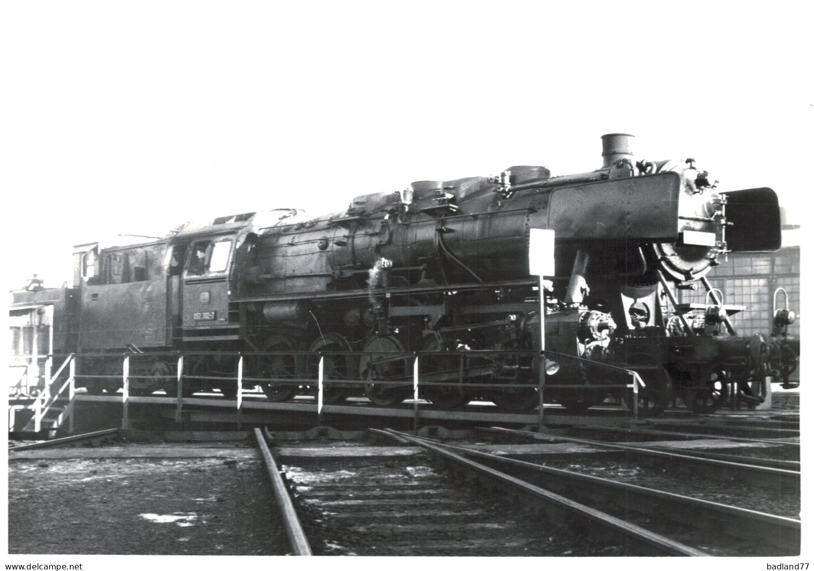 Locomotive Allemande - DB Dampflokomotive - 052 302 Sur Rotonde - Railway