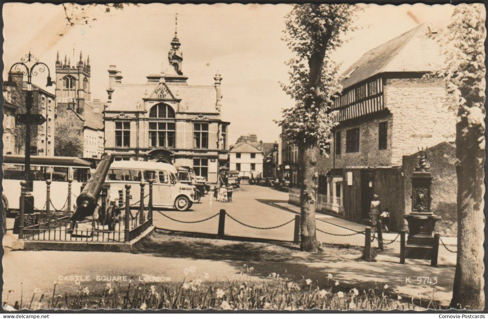Castle Square, Ludlow, Shropshire, 1959 - Valentine's RP Postcard - Shropshire