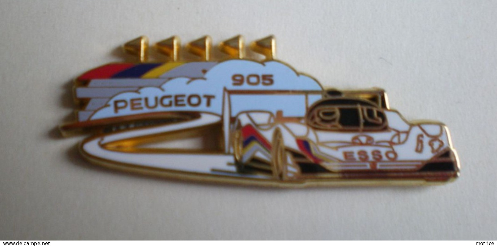 PIN'S PEUGEOT 905 Esso (Arthus Bertrand Fabriquant). - Peugeot