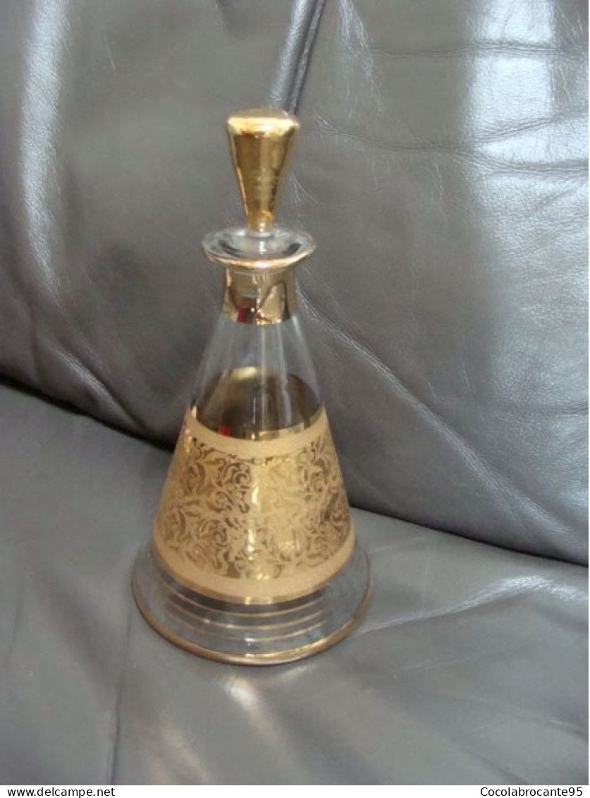 Carafe En Verre Et Dorures Rétro - Caraffe