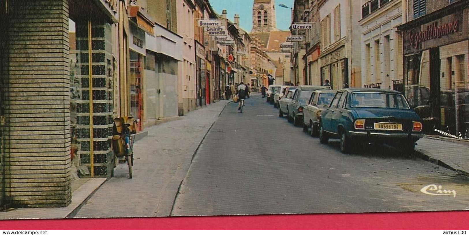 94- SUCY En BRIE - Rue Du Moutier - Peugeot 504 - Commerces Parfumerie Maison De La Presse Chemiserie - PKW