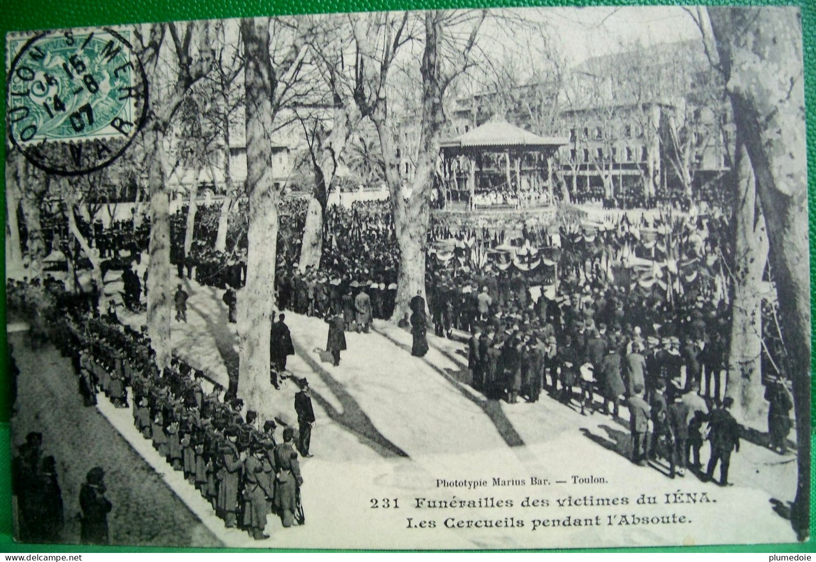 Cpa EXPLOSION DU CUIRASSE IENA Toulon  Funérailles LES CERCUEILS PENDANT L'ABSOUTE 1907  MARINE FRANCAISE  MARIUS BAR - Funerali