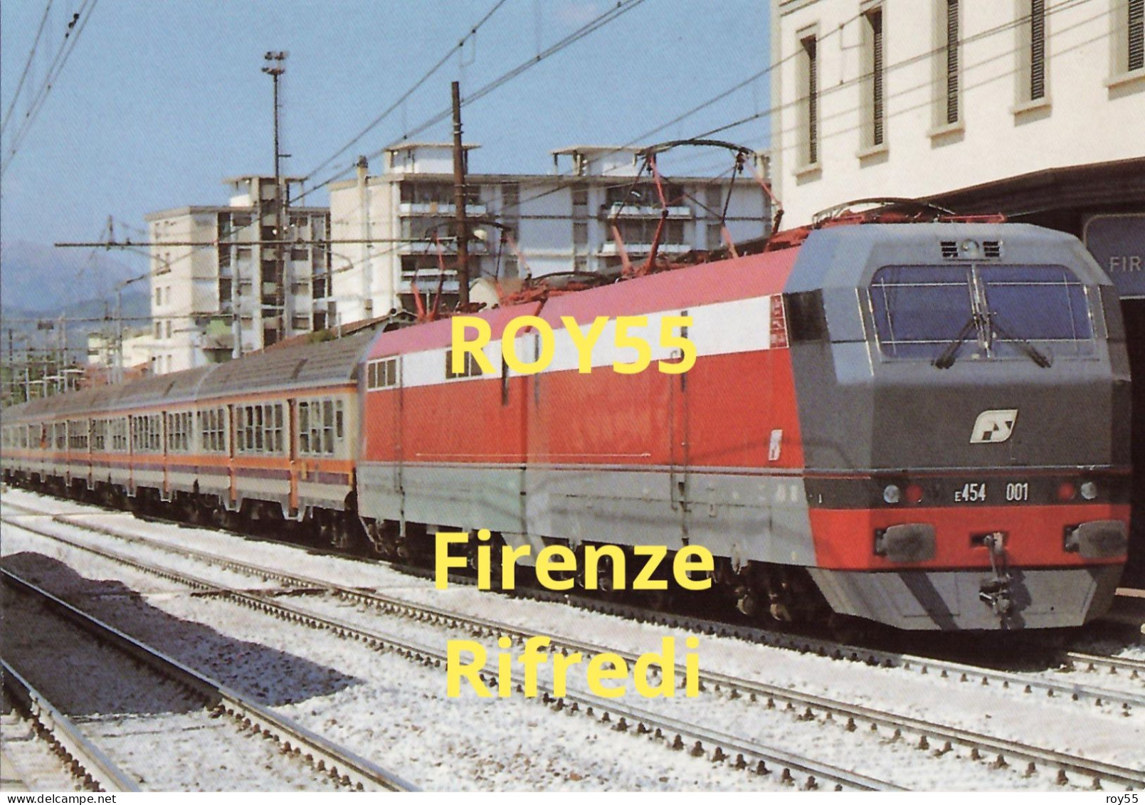 Toscana Firenze Rifredi Stazione Ferroviaria Treno In Sosta Sul Primo Binario Agosto 1990 (v.retro) - Stations - Met Treinen