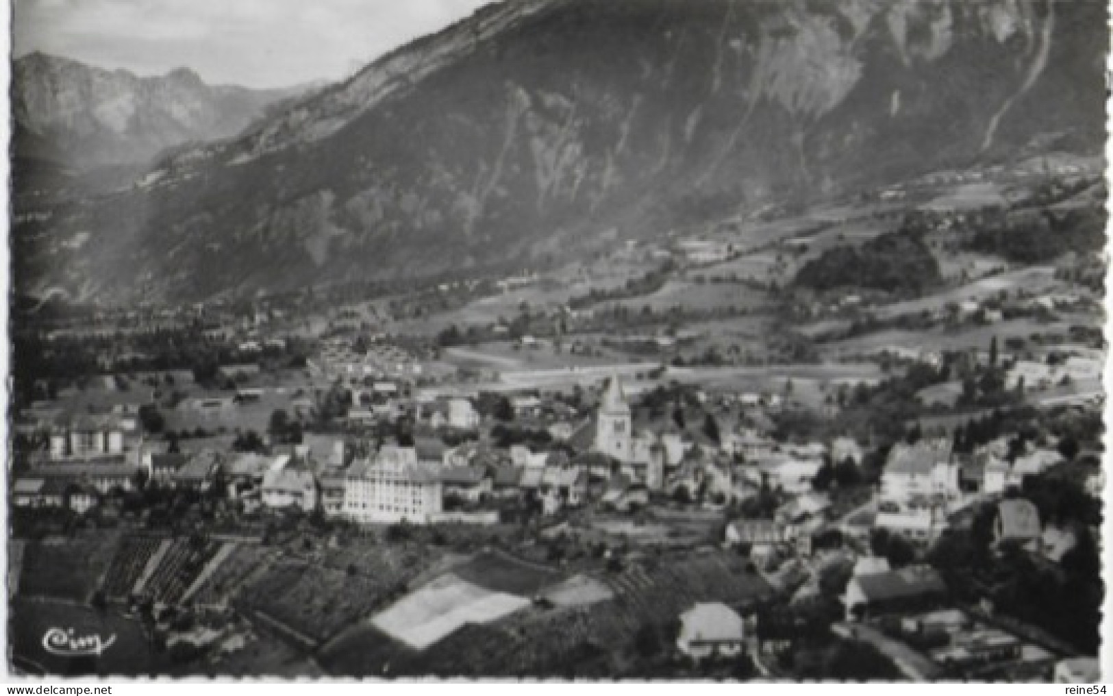 73 UGINE (Savoie) Le Chef Lieu Circulé 1959 Imp. CIM Combier N° 107 - Ugine