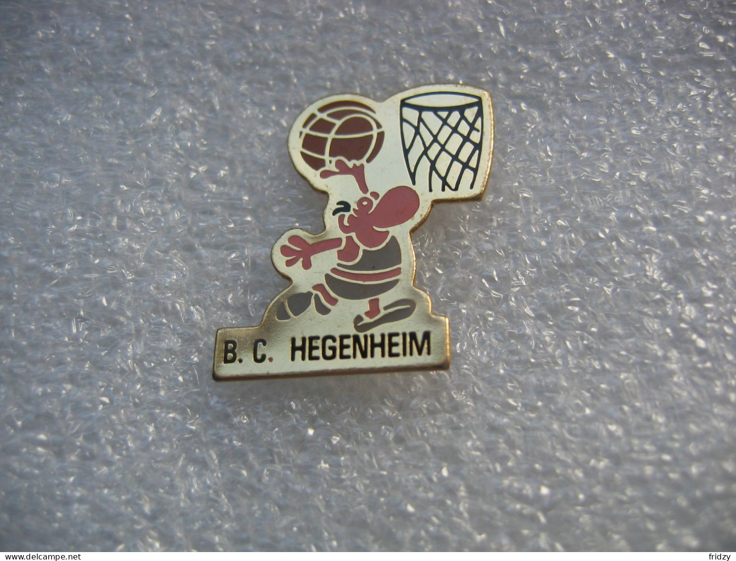 Pin's Du Basket Club De Hegenheim (Dépt:68) - Basketbal