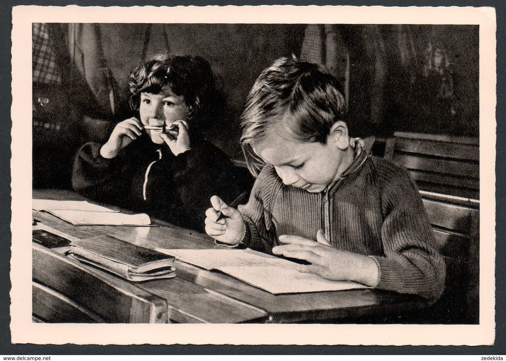 A0832- Glückwunschkarte - Schulanfang - Schule Klassenzimmer Kinder Beim Lernen Garloff DDR 1964 - Eerste Schooldag