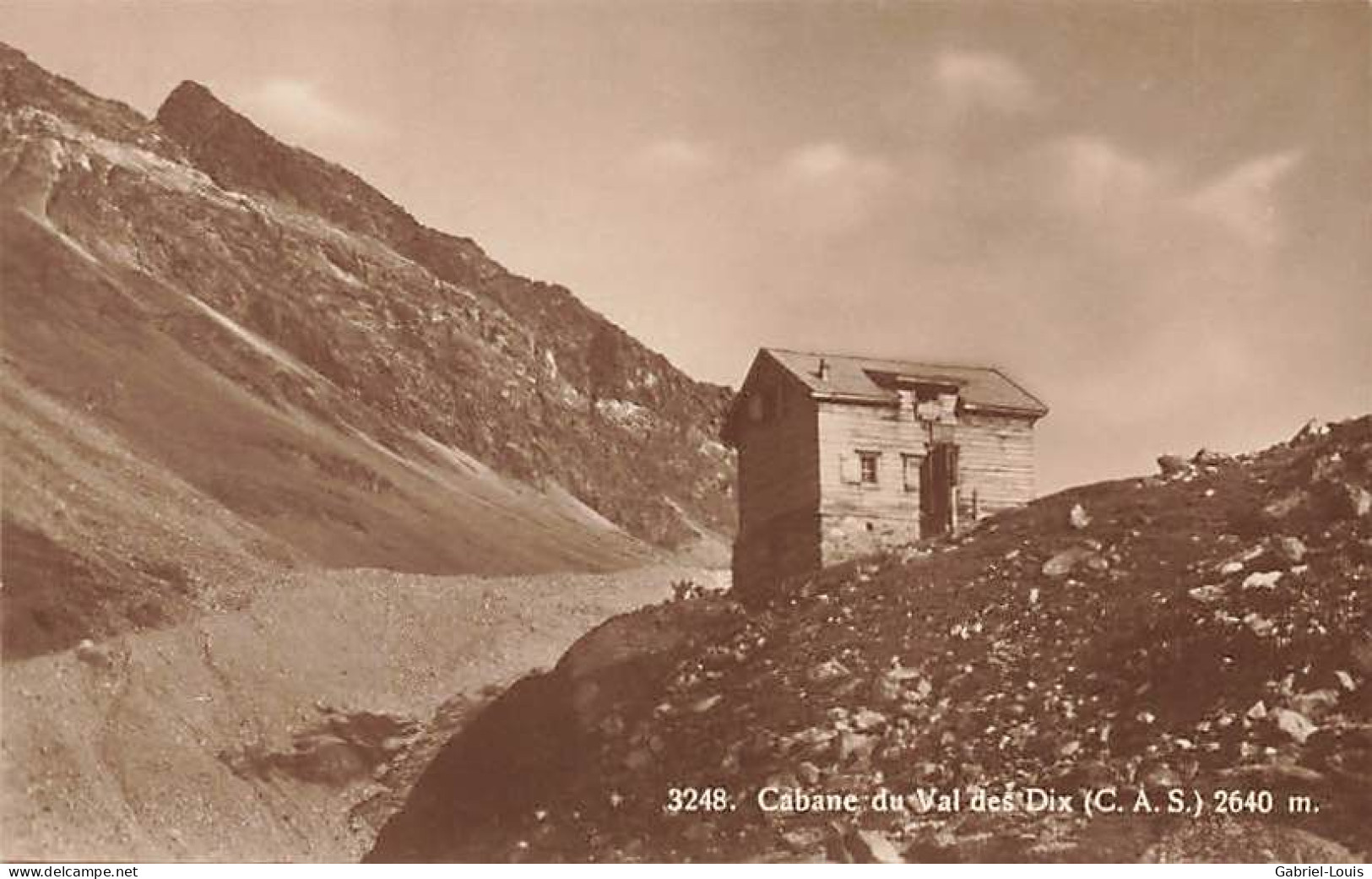 La Cabane Du Val Des Dix Hérémens Section Mont Rose - Hérémence