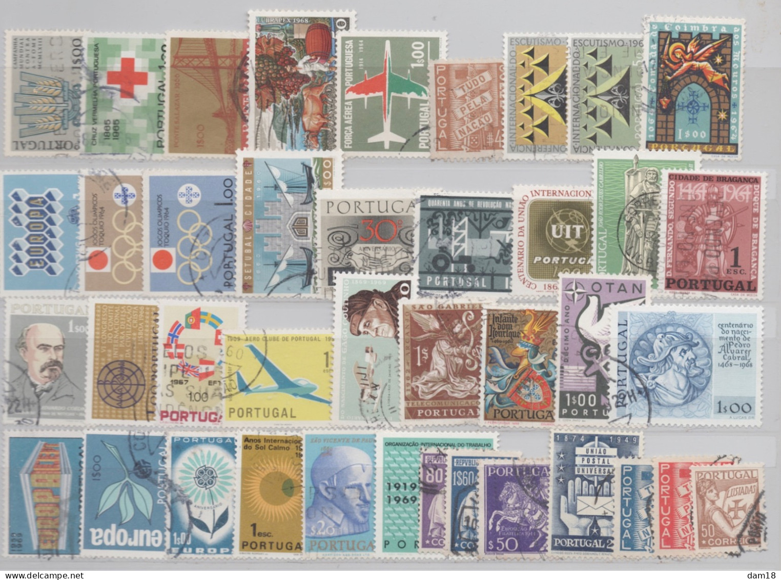 PORTUGAL COLLECTION DE 72 TIMBRES DIVERS VOIR 2 PHOTOS - Sammlungen