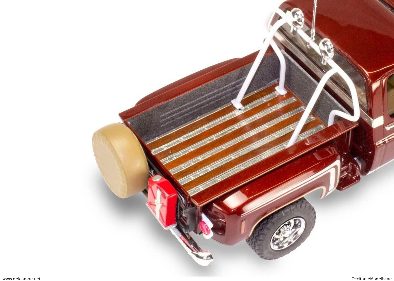 Monogram / Revell - CHEVROLET SPORT STEPSIDE Pickup 4x4 1976 Maquette Réf. 14486 85-4486 Neuf NBO 1/24 - Automobili