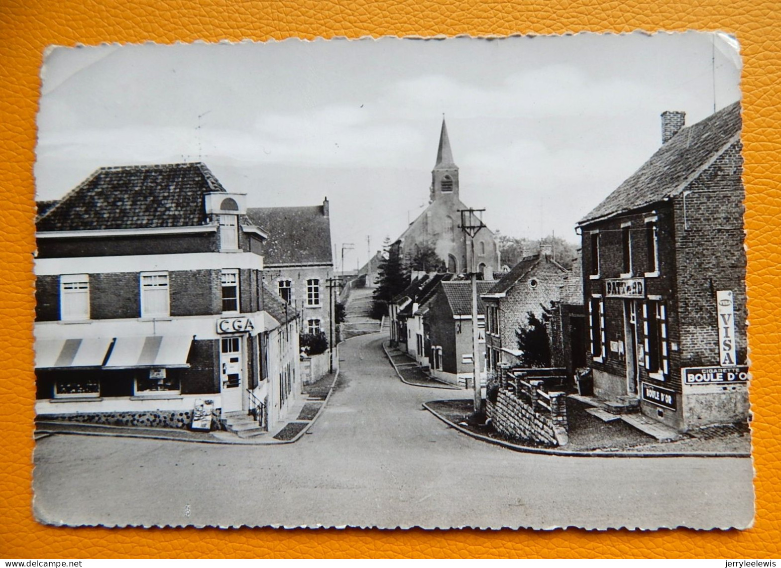 GENLY  - Rue De L'Eglise - Quévy