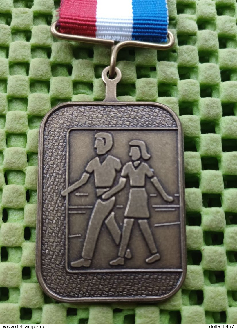 Medaille - Wandelkring D.I.O. Haaksbergen  -  Original Foto  !!  Medallion  Dutch - Autres & Non Classés