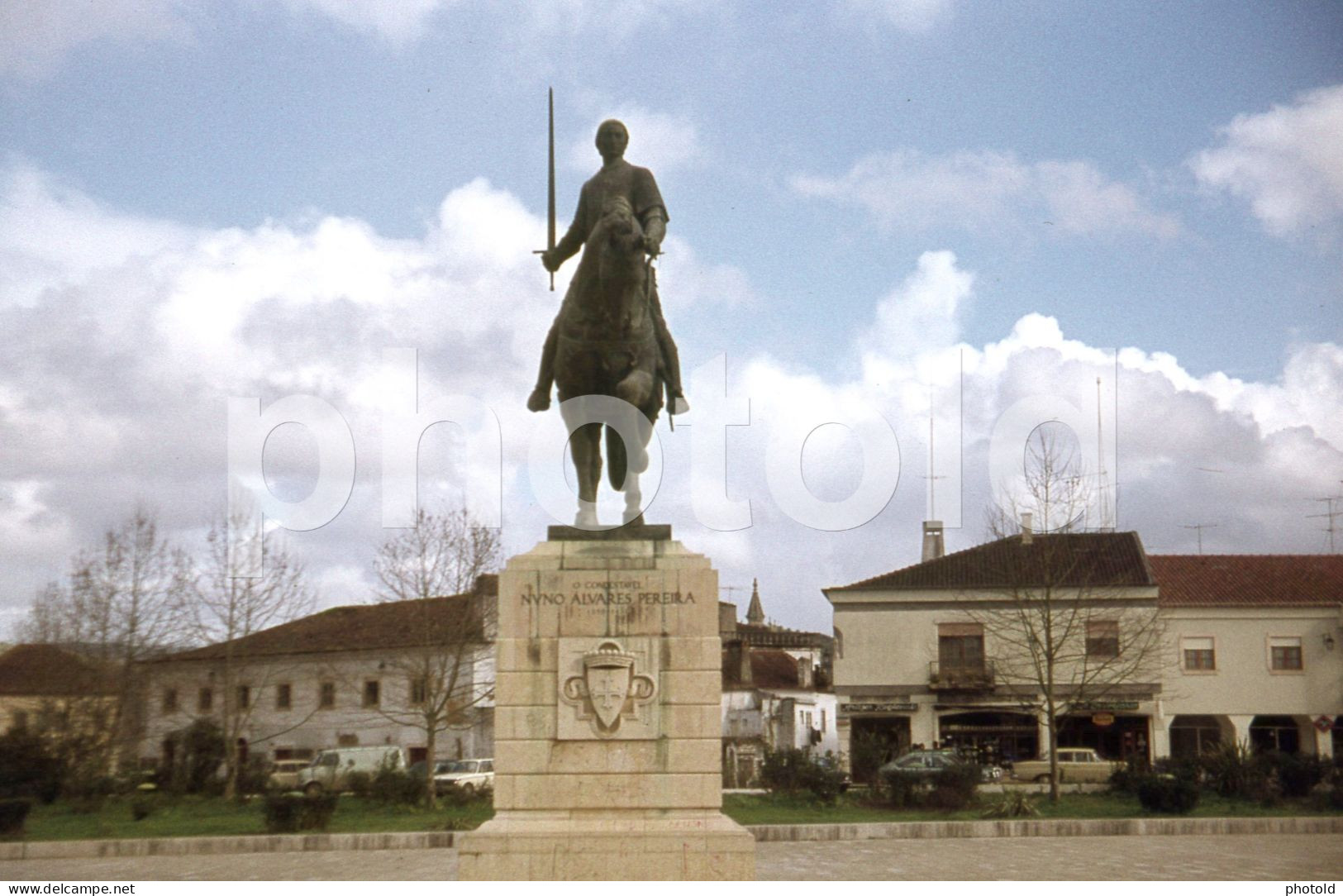 1977 BATALHA LEIRIA PORTUGAL ORIGINAL AMATEUR 35mm DIAPOSITIVE SLIDE Not PHOTO No FOTO NB3902 - Diapositives