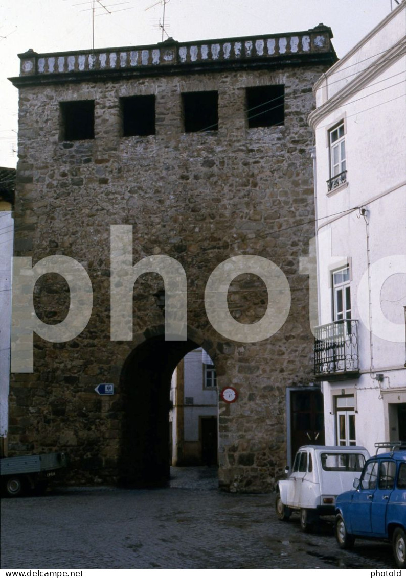 1977 PORTALEGRE CITROEN DYANE  ALENTEJO PORTUGAL 35mm AMATEUR DIAPOSITIVE SLIDE Not PHOTO No FOTO NB3910 - Diapositives