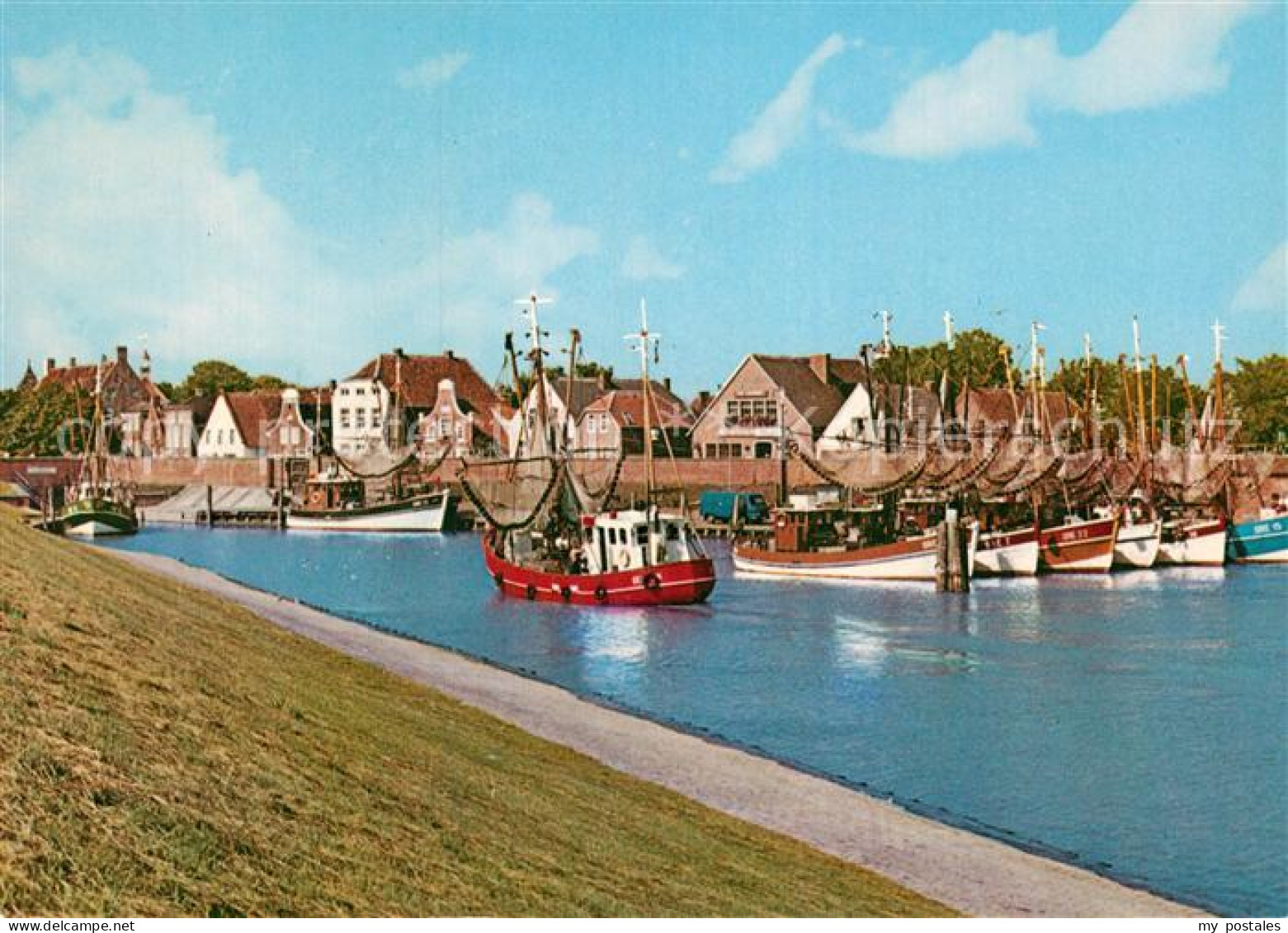 72926968 Greetsiel Hafen Greetsiel - Krummhoern