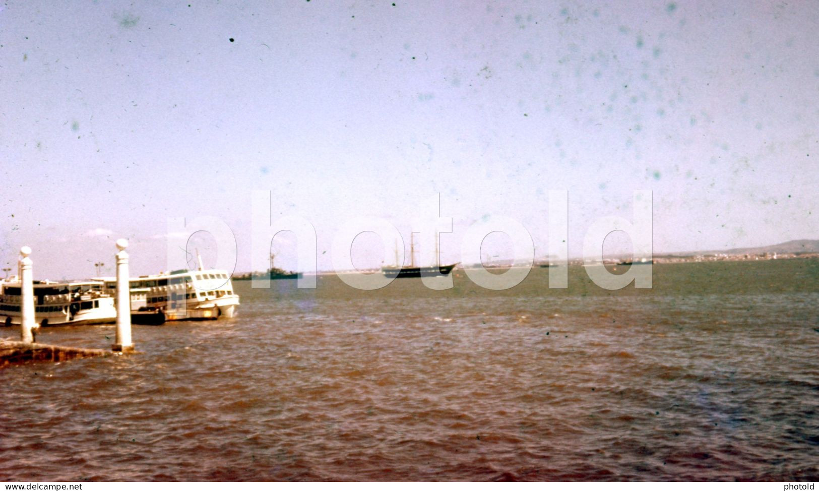 3 SLIDES SET 1957 FERRY BOAT RIO TEJO LISBOA PORTUGAL ORIGINAL AMATEUR 35mm DIAPOSITIVE SLIDE Not PHOTO No FOTO NB3923 - Diapositives