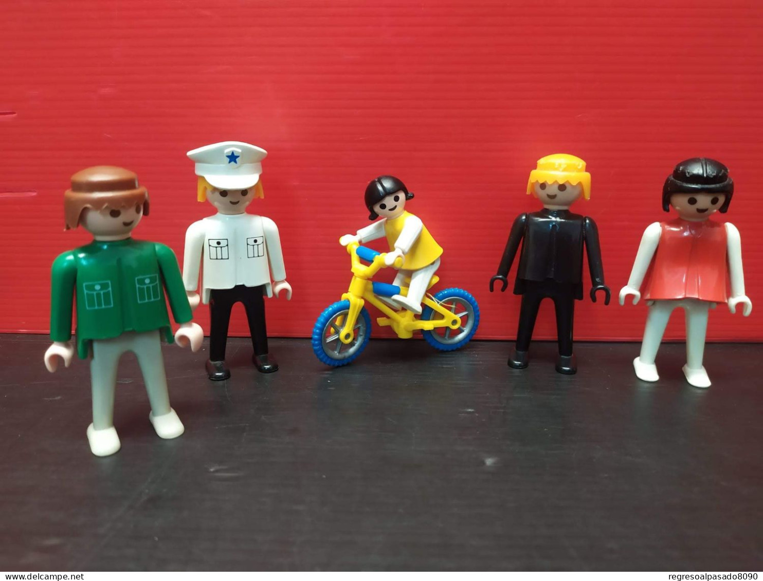 Lote Figuras ,niña Bicicleta Y Varios Playmobil Geobra Famobil Años 80-90 - Playmobil