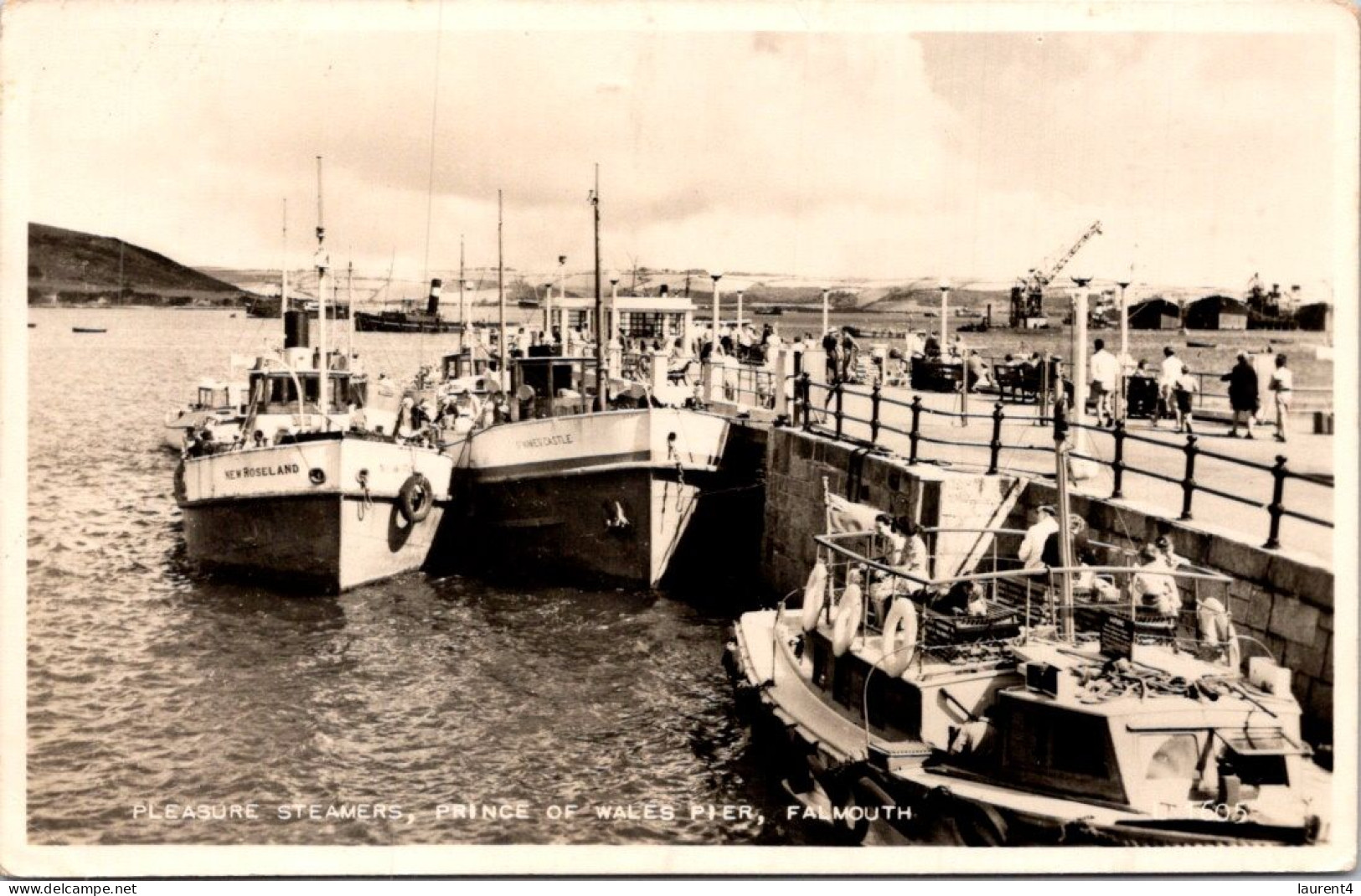 26-2-2-2024 (1 Y 16) UK - Older B/w Postcard - Falmouth - Falmouth