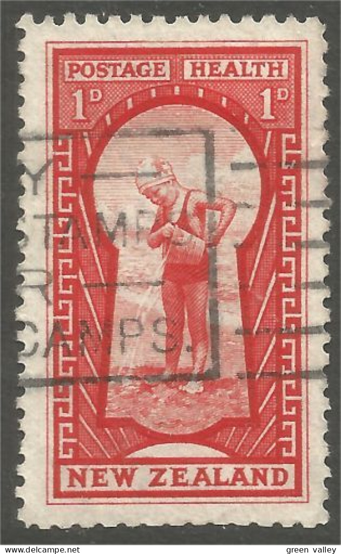 XW01-2382 New Zealand Enfant Child Water Eau - Used Stamps