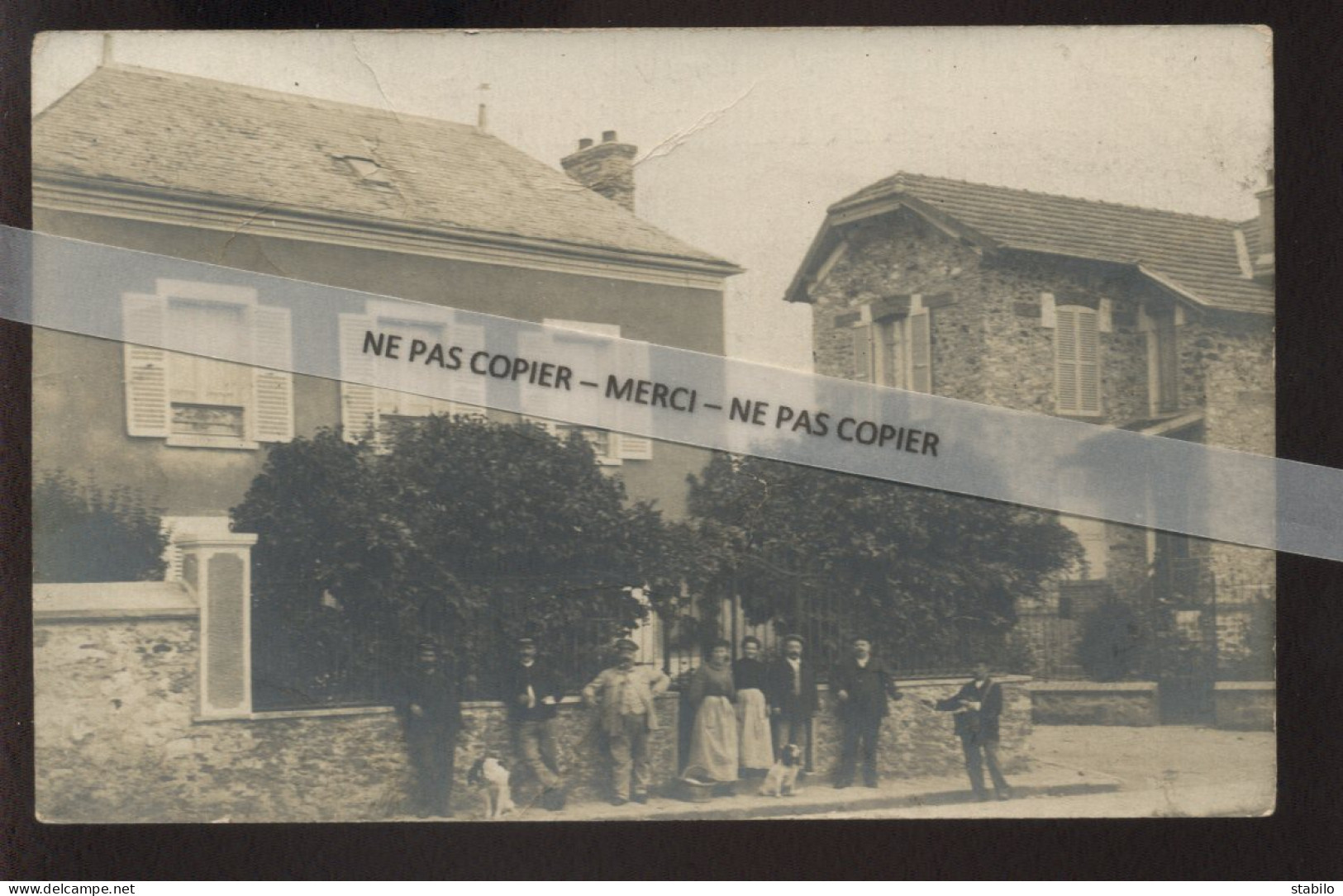 91 - VERT-LE-PETIT - ANGLES RUE MARCEL CHARRON ET RUE DE LA LIBERTE - CARTE PHOTO ORIGINALE - Vert-le-Petit