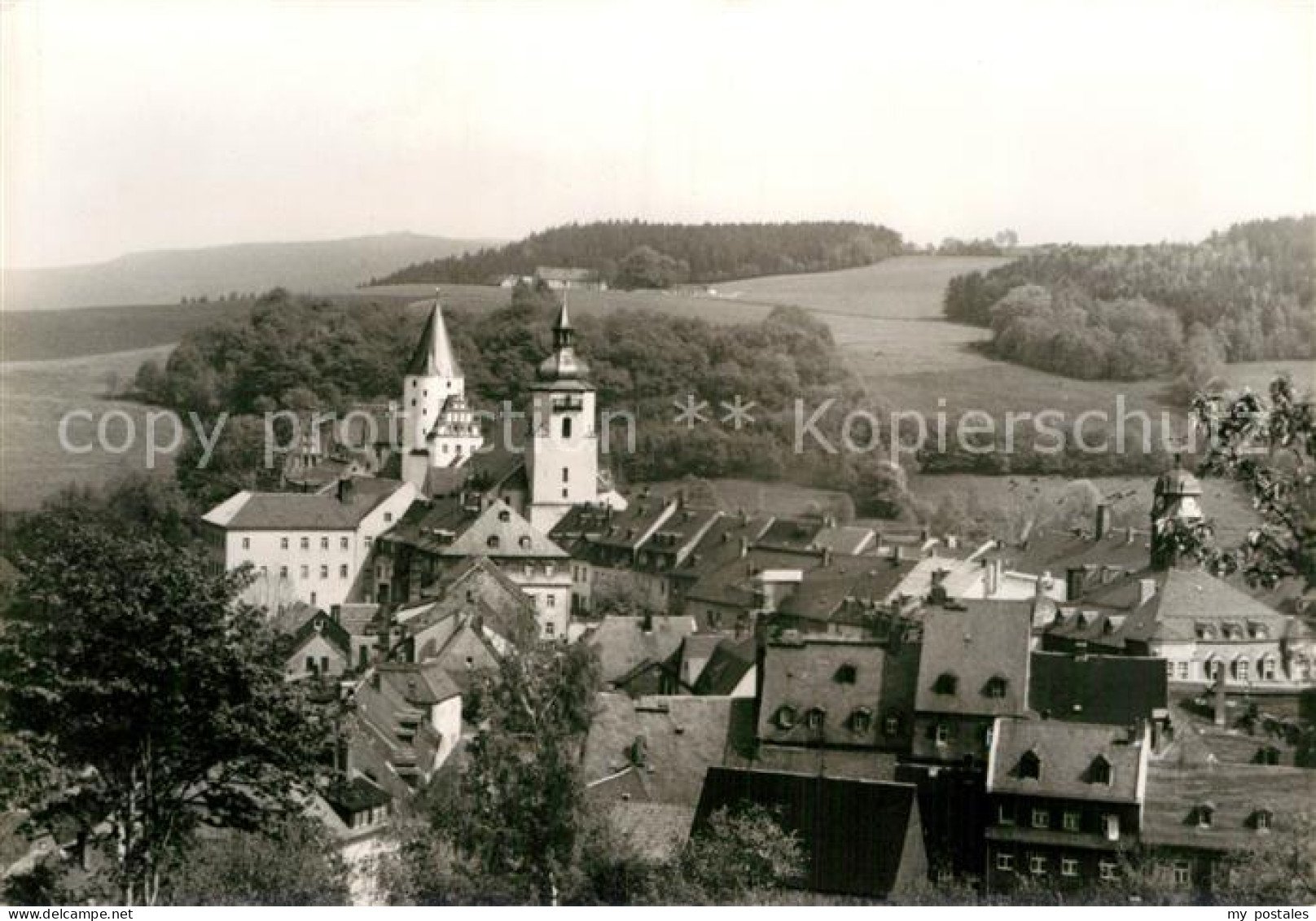 72964463 Schwarzenberg Erzgebirge Altstadt Mit Schloss Und Kirche Schwarzenberg - Schwarzenberg (Erzgeb.)