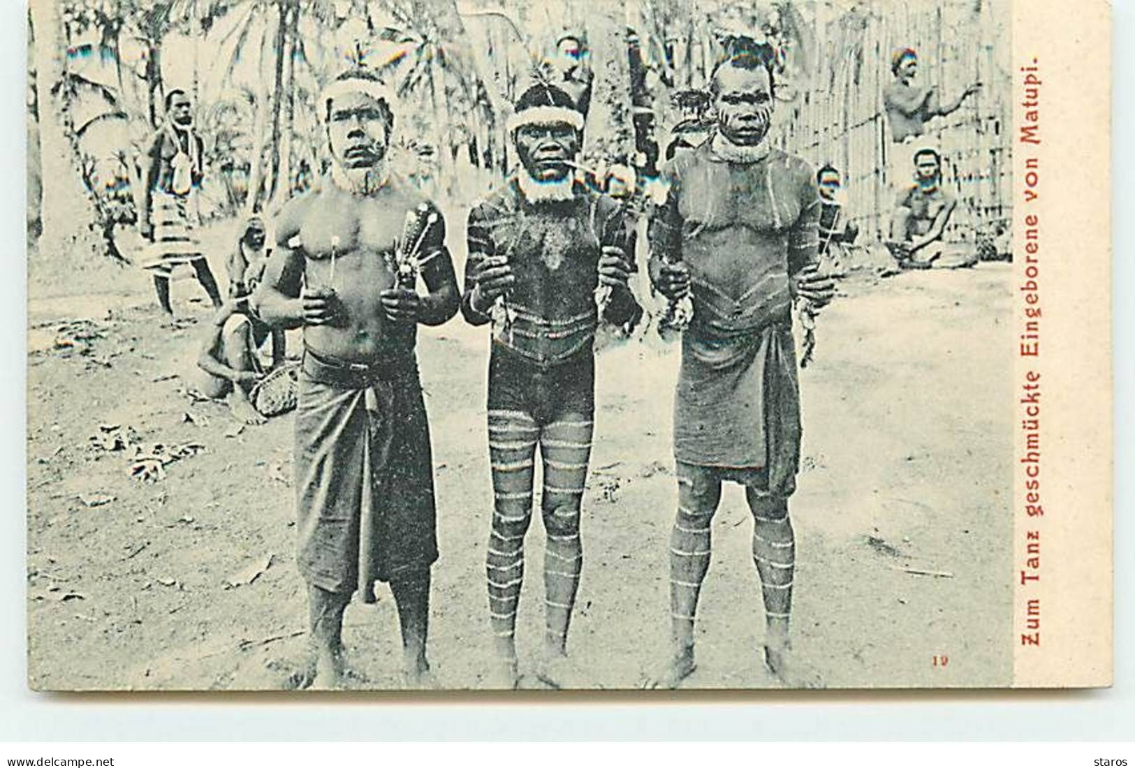 Papouasie-Nouvelle Guinée - Zum Tanz Geschmückte Eingeborene Von Matupi - Papoea-Nieuw-Guinea