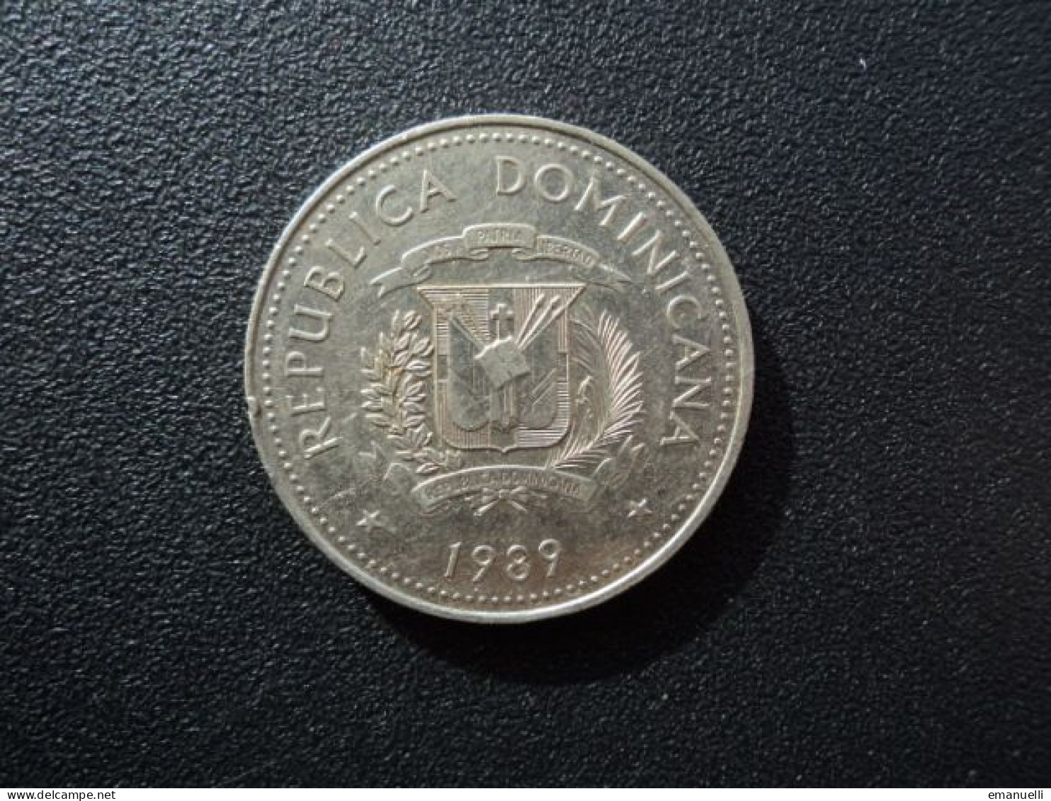 RÉPUBLIQUE DOMINICAINE * :1/2 PESO   1989   KM 73.1       SUP - Dominicaine