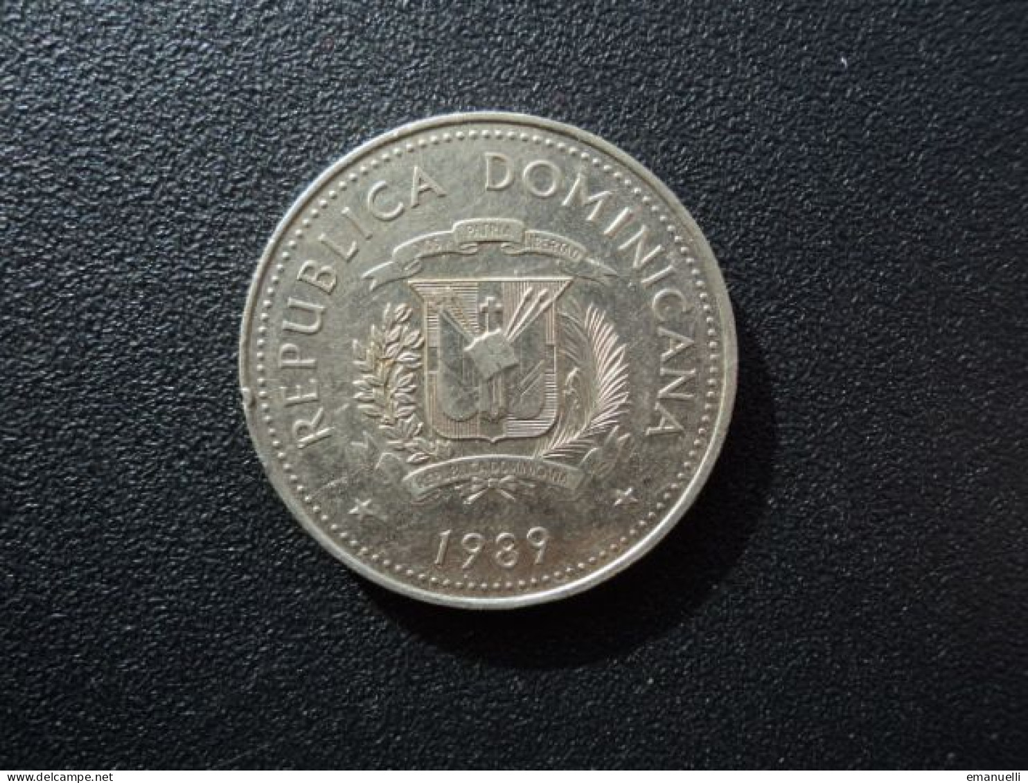 RÉPUBLIQUE DOMINICAINE * :1/2 PESO   1989   KM 73.1       SUP - Dominicana