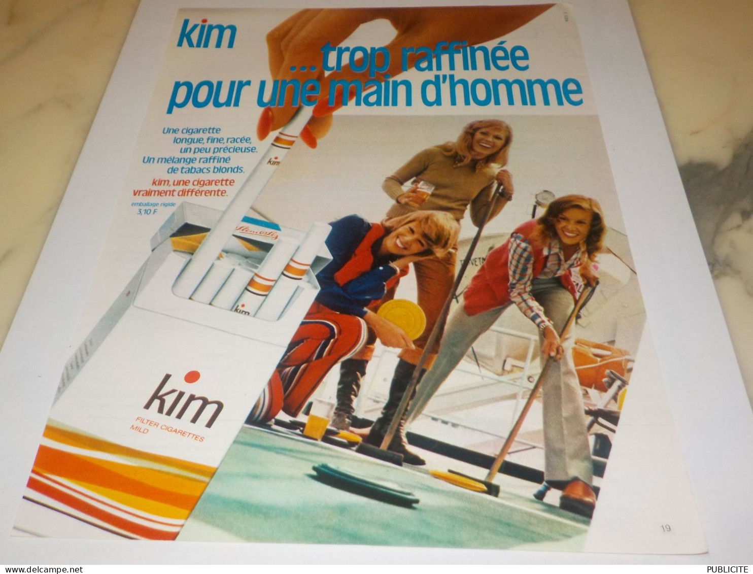 ANCIENNE PUBLICITE  TROP RAFFINEE POUR UN HOMME CIGARETTE KIM  1975 - Altri & Non Classificati