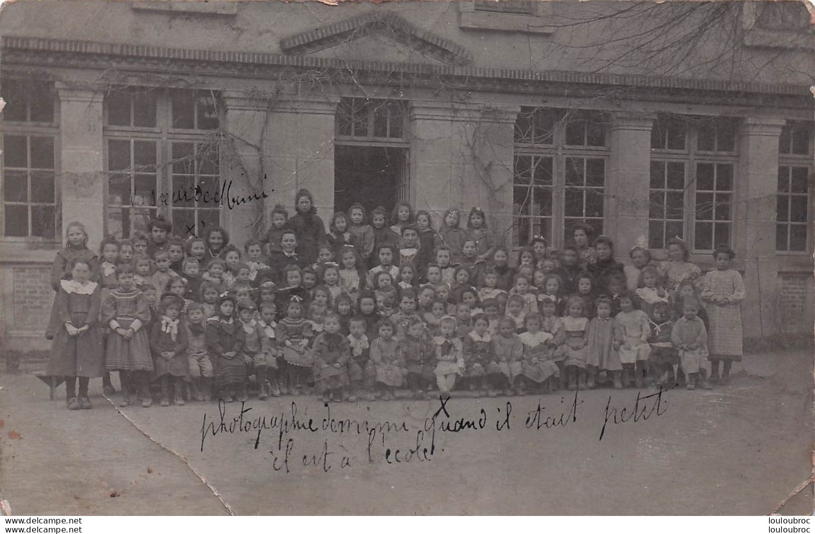 CARTE PHOTO GROUPE D'ELEVES COUR D'ECOLE - To Identify