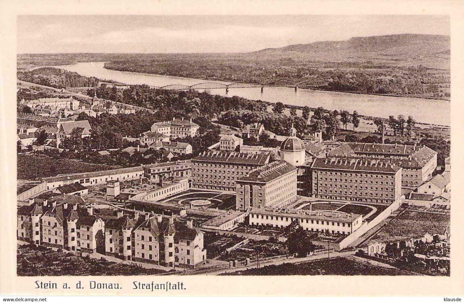 Stein A.d.Donau - Strafanstalt - Wachau