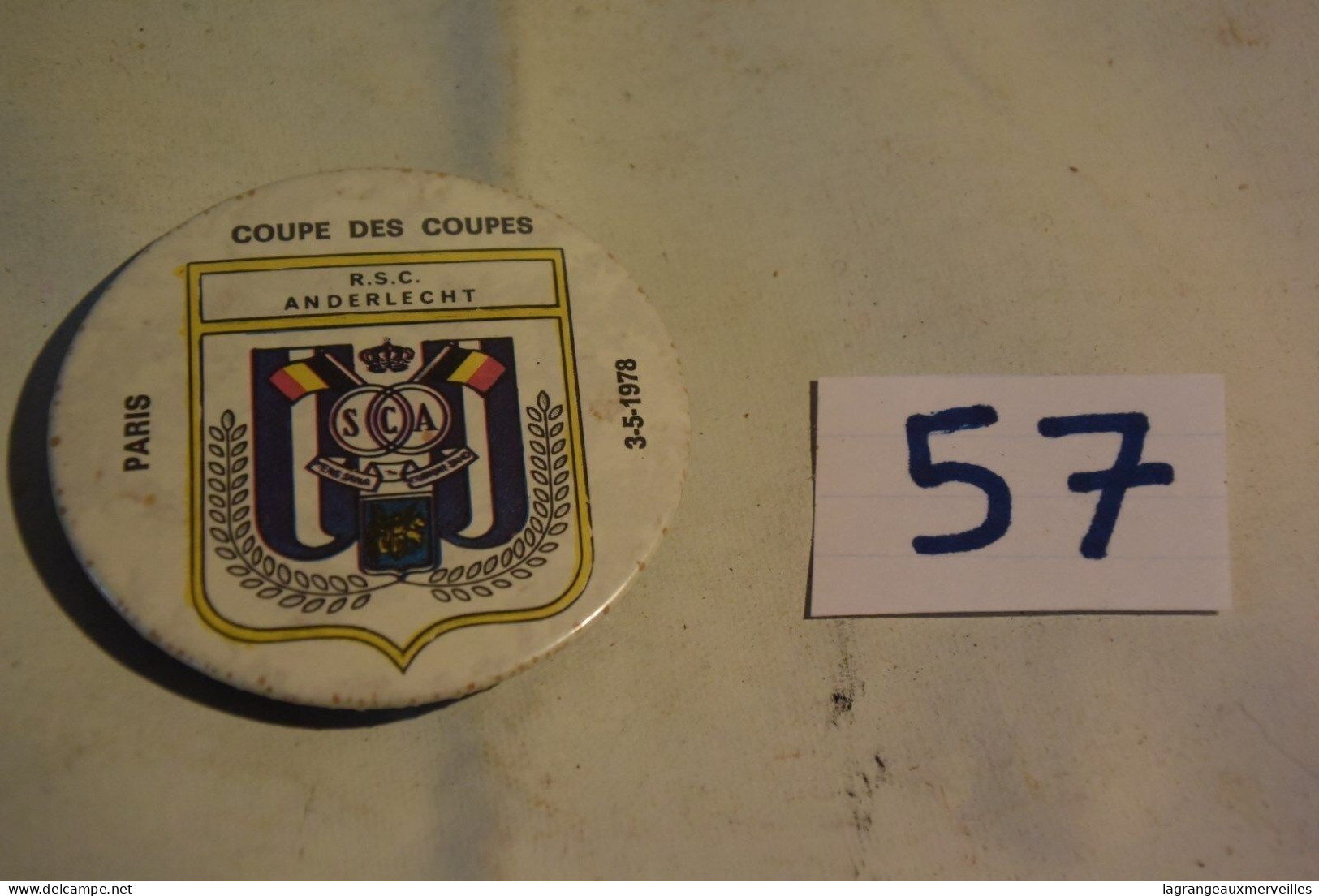 C57 Ancien Badge 1978 Anderlecht Coupe Des Coupes PARIS - Apparel, Souvenirs & Other