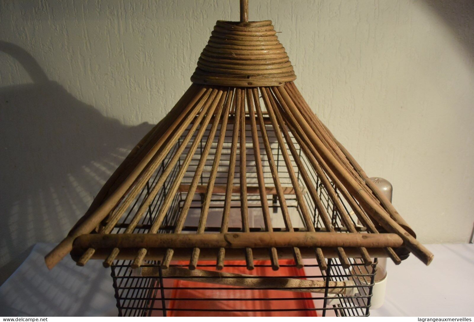 C57 Ancienne Cage A Oiseau Avec Dessus Rotin Ou Osier 60' Vintage - Pop Art