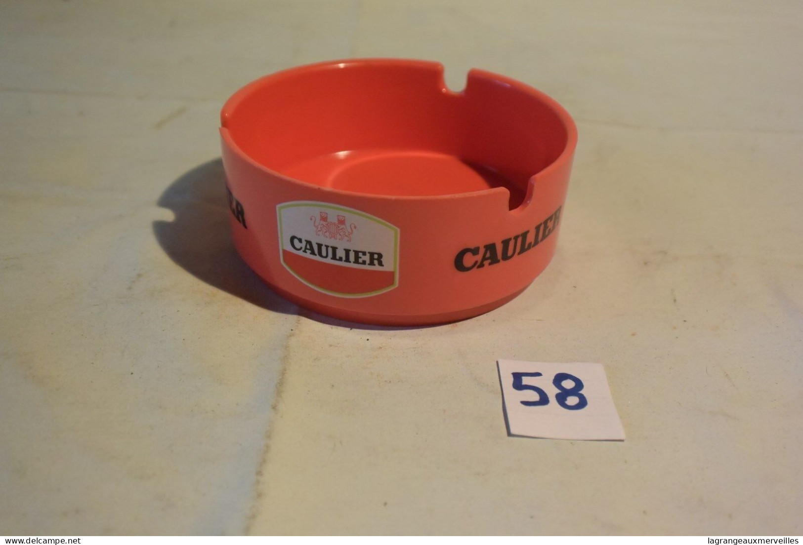 C58 Cendrier Plastique Caulier - Other & Unclassified