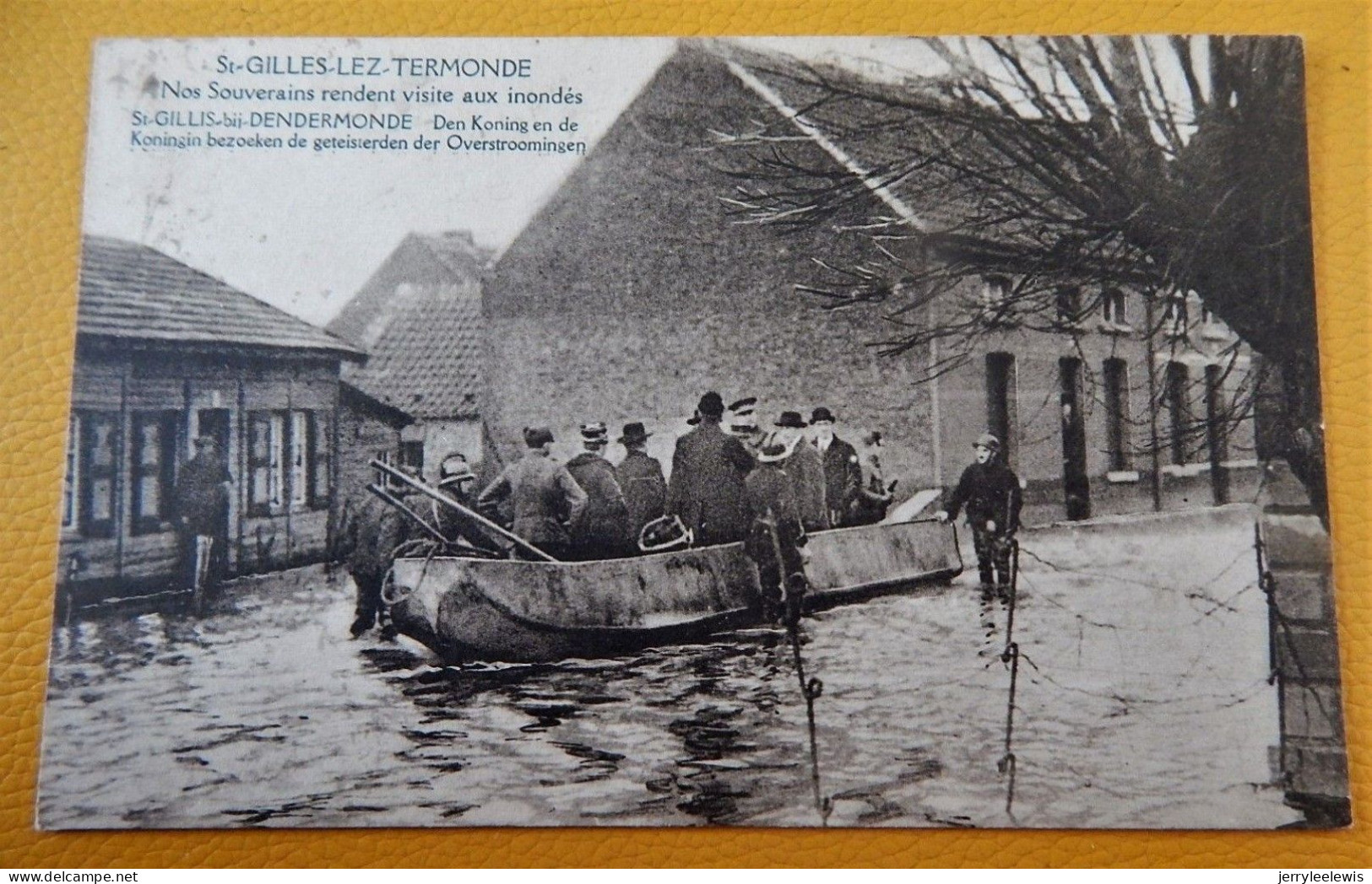 SINT GILLIS Bij DENDERMONDE  -  De Koning En De Koningin Bezoeken De Geteisterden  Der Overstromingen - Dendermonde