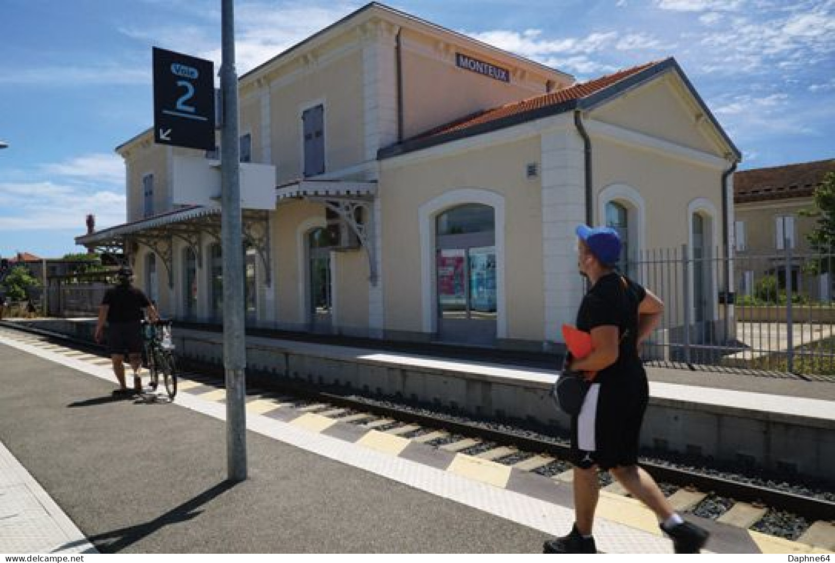 9555 - 2021-07- Monteux - SNCF - La Gare - Monteux