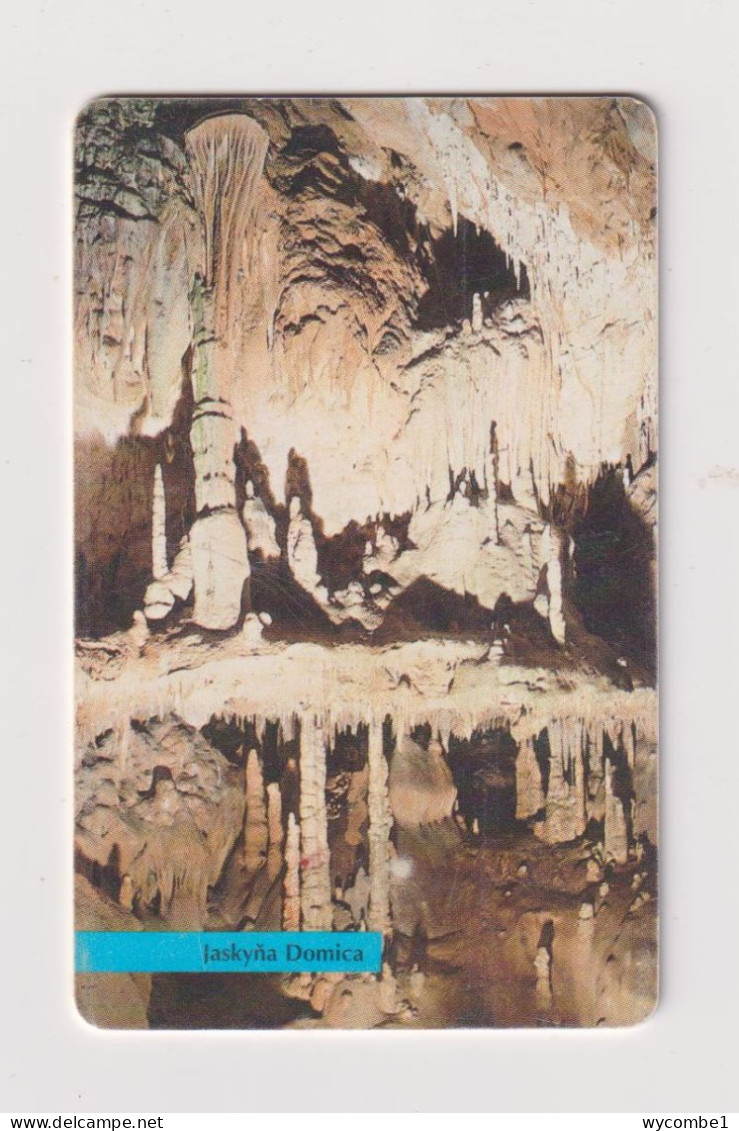 SLOVAKIA  - Cave Interior Chip Phonecard - Slowakei