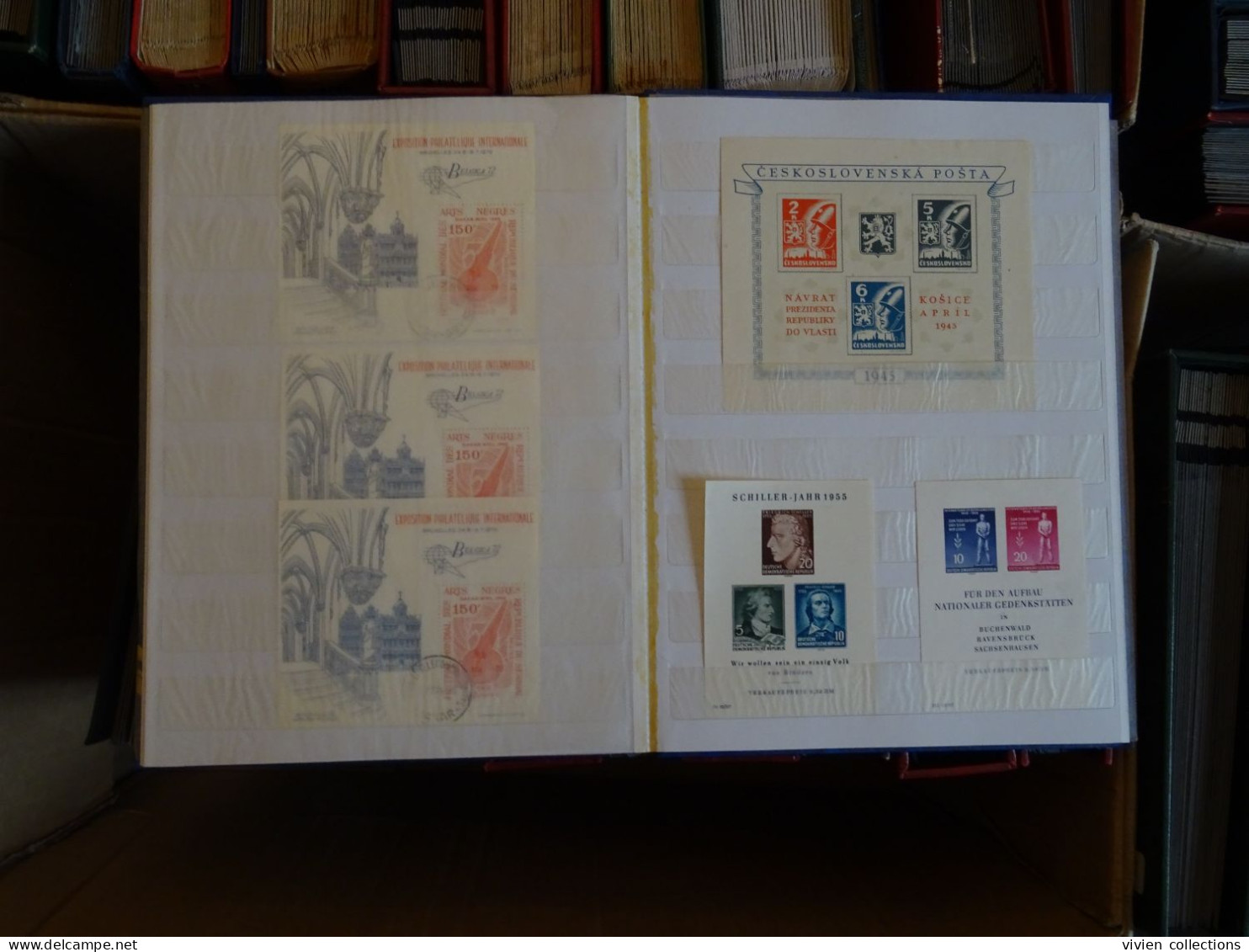 97 classeurs de timbres dont France avec une collection en 3 albums, colonies françaises avant et après indépendances...