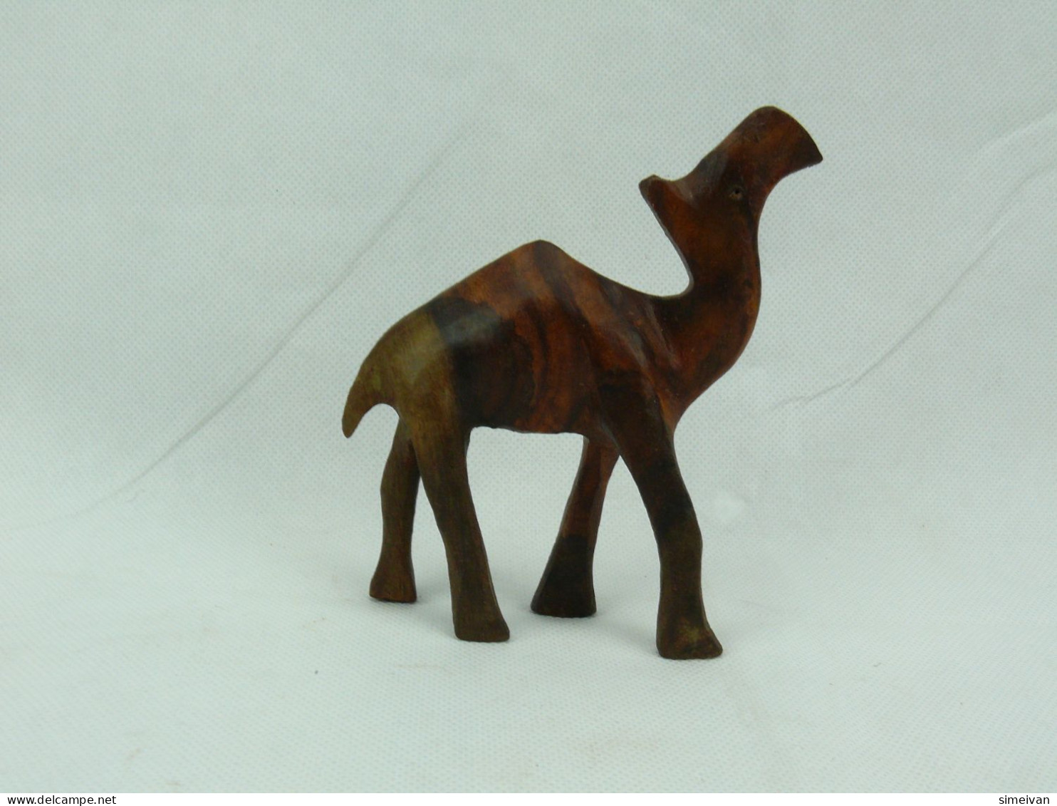 Vintage Hand-Carved Wooden CAMEL Figurine #2280 - Hout